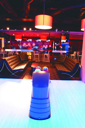 Strike Bowling Bar - EQ - Attractions Sydney 3