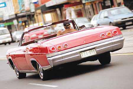 Top Down Tours / Chevrolet Convertibles - Attractions Sydney 1