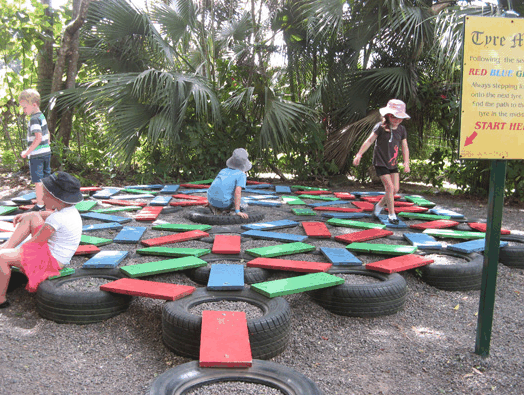 Bellingham Maze - Attractions Sydney 5