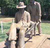 Russian Jack Memorial - Attractions Sydney