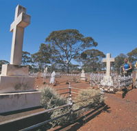 Old Pioneer Cemetery Coolgardie - Attractions Sydney