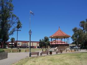 Gladstone Square - Attractions Sydney 0