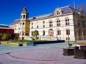 South Australian Museum - Attractions Sydney 0