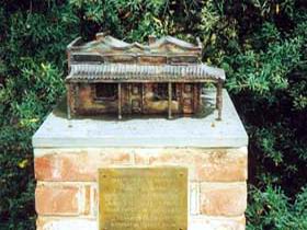 Sculpture Of Beetaloo Reservoir Hotel - Attractions Sydney 0