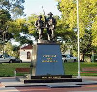 Vietnam War Memorial - Attractions Sydney