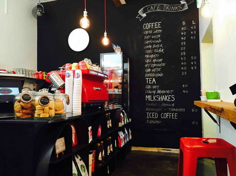 Melbas Chocolate & Confectionary - Attractions Sydney 1
