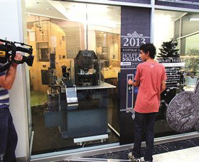 Royal Australian Mint - Attractions Sydney 0