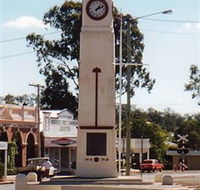 Goomeri War Memorial Clock - Attractions Sydney