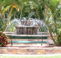Bauer and Wiles Memorial Fountain - Attractions Sydney