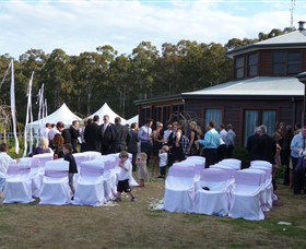 Roses Vineyard At Innes View - Attractions Sydney 1