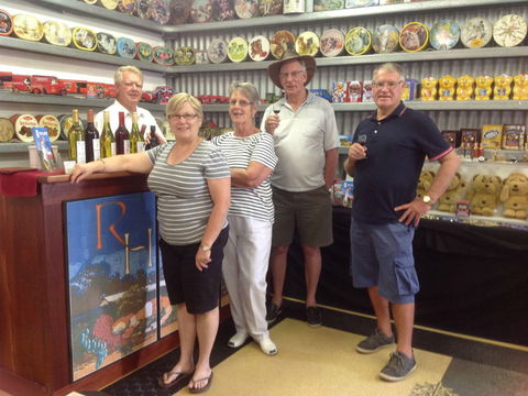 Holland Wines - Attractions Sydney 7