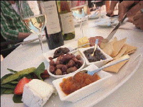 Johnston Oakbank Cellar Door - Attractions Sydney 3