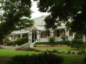 Harrow Gardens - Attractions Sydney 1