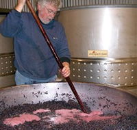 Mundoonen Winery - Attractions Sydney