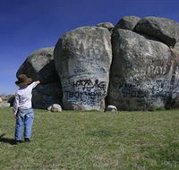 Thunderbolts Rock - Attractions Sydney