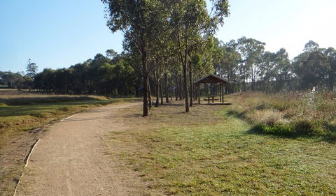 Rouse Hill Estate Walk - Attractions Sydney 0