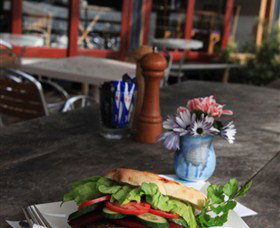 Dangar Island Cafe - Attractions Sydney 3