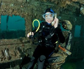 Ex-Hmas Adelaide Dive Site - Attractions Sydney 2