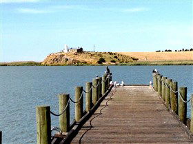 Point Malcolm Lighthouse - Attractions Sydney 0