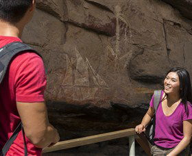 Nanguluwur Rock Art Site And Walk - Attractions Sydney 2