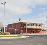 Kellys Rugby Hotel and Bottle Shop - Attractions Sydney