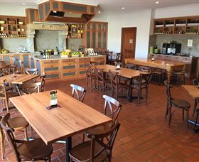 Beechworth Honey Discovery - Attractions Sydney 5