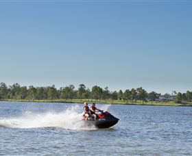 Lake Dyer - Attractions Sydney 1