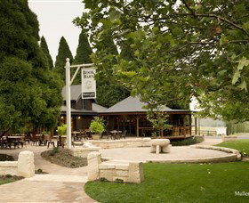 Bendooley Estate Book Barn - Attractions Sydney 0