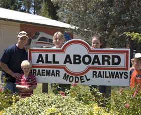 Yerrinbool NSW Attractions Sydney