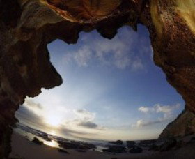 Caves Beach NSW Attractions Sydney