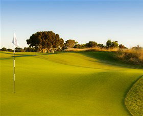 Bonnie Doon Golf Club - Attractions Sydney 0