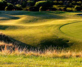 Bonnie Doon Golf Club - Attractions Sydney 2