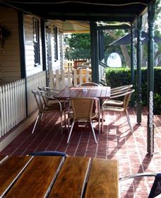 The Famous Tinonee Cafe And Gift Shop - Attractions Sydney 2