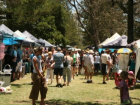 Burleigh Art And Craft Markets - Attractions Sydney 1