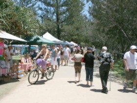 Burleigh Art And Craft Markets - Attractions Sydney 2