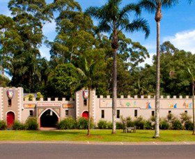 Macadamia Castle - Attractions Sydney 1
