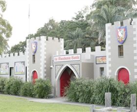 Macadamia Castle - Attractions Sydney 0