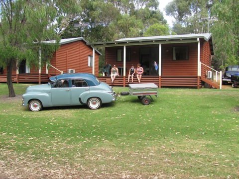 Taunton Farm Holiday Park - Attractions Sydney 1