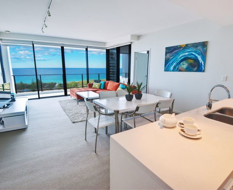 Ultra Broadbeach - Attractions Sydney 0