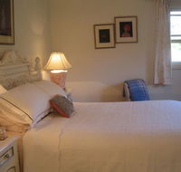 Trafalgar Bed and Breakfast and Annie's cottage - Attractions Sydney