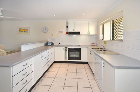 Raintrees Resort - Attractions Sydney 4