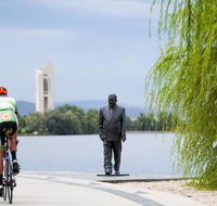R G Menzies Walk - Attractions Sydney