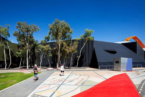Museum Highlights Tour | 1pm Daily - Attractions Sydney 1