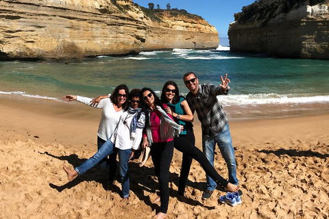 Great Ocean Road Reverse Itinerary PREMIUM Tour - Attractions Sydney 1