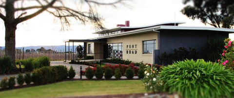 Yarra Valley - Wineries & Gin Distillery Tour - Attractions Sydney 1