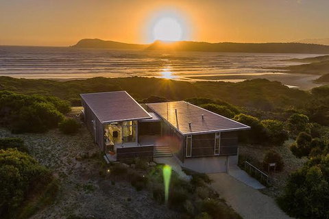 Bruny Island 3-Day Guided Walk With Wine And Cheese Tasting - Attractions Sydney 0