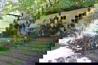 Barossa Valley Wineries Tour with Tastings and Lunch from Adelaide