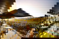 McLaren Vale Hop-On Hop-Off Winery Tour from Adelaide