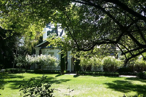 Adelaide Walking Tour: East End Escapade - Attractions Sydney 8