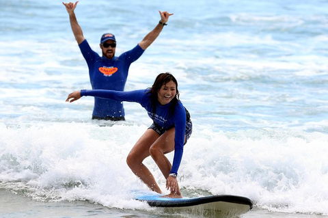 Learn To Surf At Surfers Paradise On The Gold Coast - Attractions Sydney 5